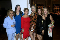 Carmén R. de Fernández, Verónica Quiroga, Margarita Rodríguez, Nancy Rodríguez, Alma Rodríguez y Lily Hickman