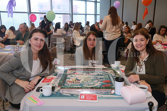 Maca Romo de Páez, Mildred Mendoza de Guevara y Tania Guizar de Ancira