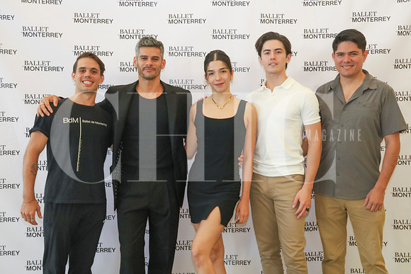 39 Luciano Perotto, Thiago Soares, Alejandra Alicona, Marco Cantú y Caleb Ruíz