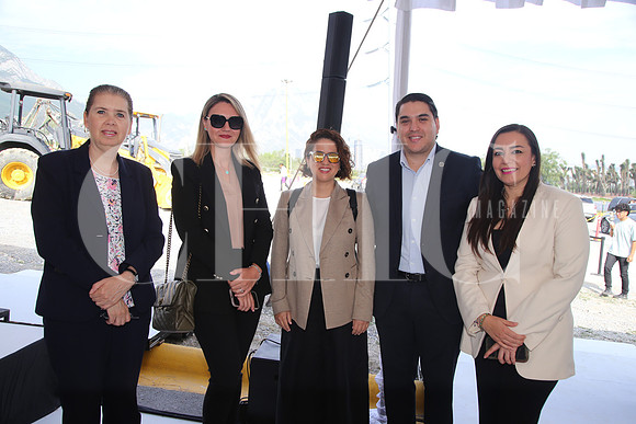 Isabela Navarro, Luisana Baltierra, Nery Gracia, Davdid Amaya y Evelyn Garza 1