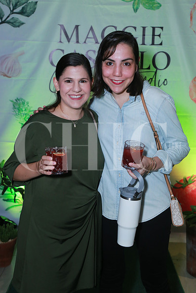 Alejandra Ugarte y Macarena Lobeira