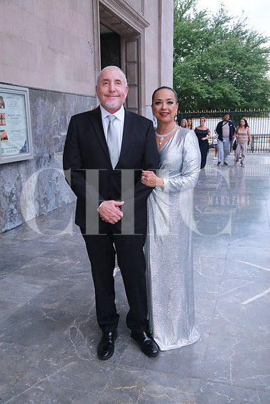Guillermo Pérez Salinas y Mireya de Pérez Salinas (2)