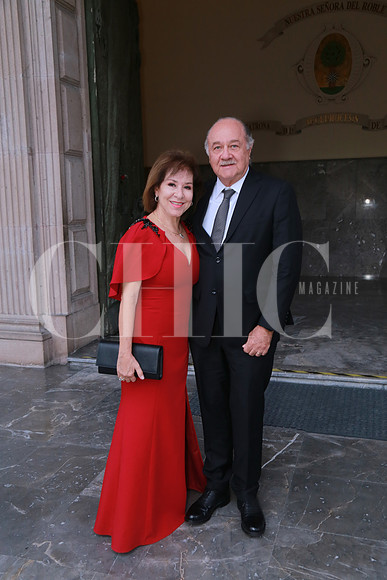 Ofelia Treviño de Navarro y Javier Navarro (2)