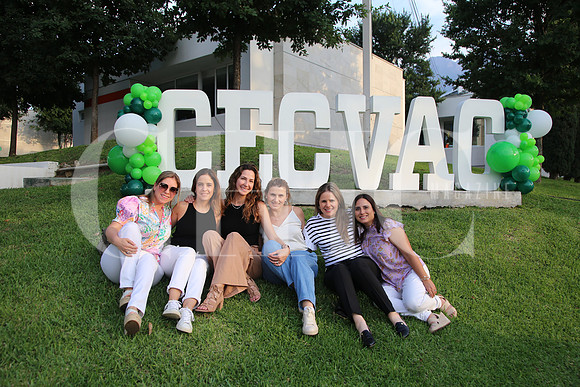 Mariana Garza de Treviño, Paty Villarreal de Villarreal, Sylvia González de Belden, Karla Martínez, Bárbara Martínez y Marce Porte de Gorena  (2)