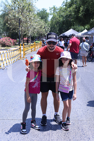 Alejandro de Urquidi, Olivia de Urquidi y Ela Schwartz