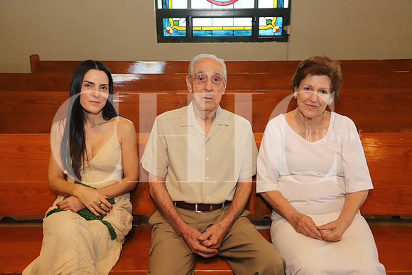 Ileana Torres, Carlos Torres y Emma Guerrero de Torres