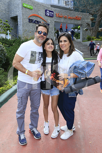 Ezequiel Siller, Eugenia Siller y Nancy Cervantes (2)