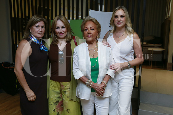 Marianela de Luna, Lily Ayala, Marga Morales y Jaione Azpire