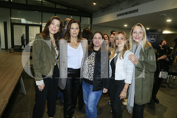 Maco Pardo de Barriosgómez, Rosa María Oliver, Tere Lobeira de Villarreal, Lourdes Tirado y Adriana Zavala