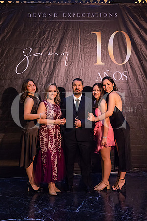 Balbina Garza, Cristina Trevino de Garza, Alejandro Garza, Emilia Garza y Cristina Garza