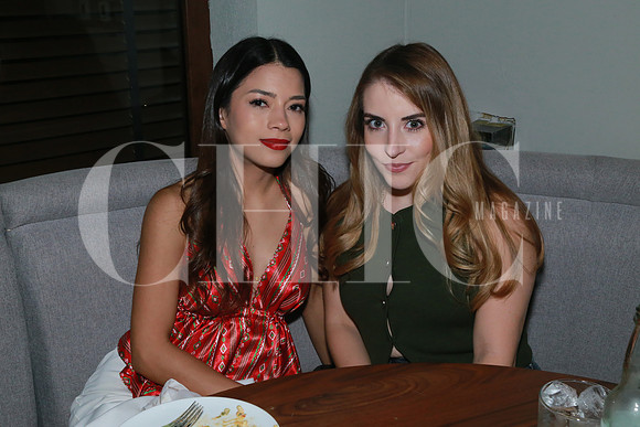 (Rest. Cuerno) Yaressy Salazar y Alejandra Montemayor (2)