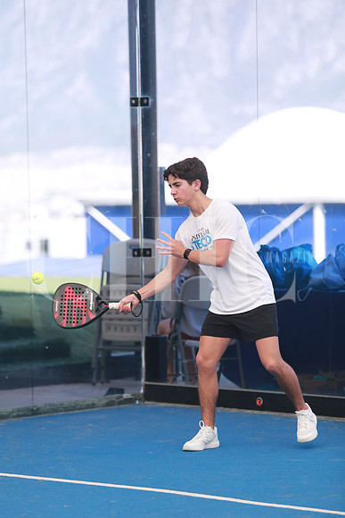 Gonzalo Saenz (2)