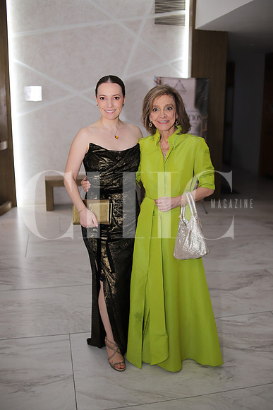 Mariana González y Myrna Elizondo 1