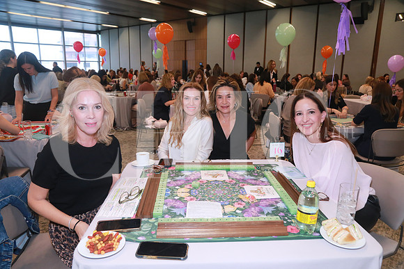 Ivonne Almada, Margarita Pérez, Romeli Valle de Herrera y Tere González