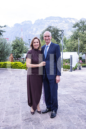 Alejandra Salinas de Del Valle y Ricardo del Valle