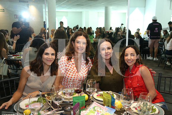 Sofia Garza, Mónica Pérez, Cristina Garza y Adriana Garza