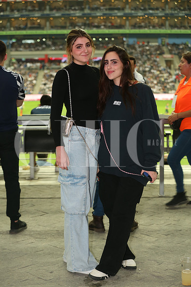 Alexa Yga e Isabela de León 1