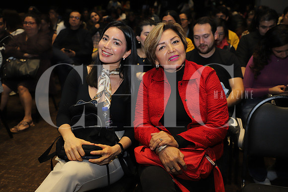 Alejandra Adame y Guadalupe Cosio 1