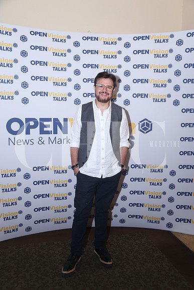 Aleks Syntek0