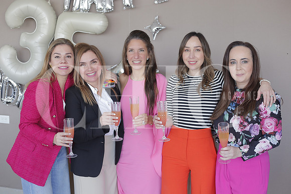 Graciela Ailloud, Amanda Garza, Nelly Cantú, Marilú García y Gaby García 1
