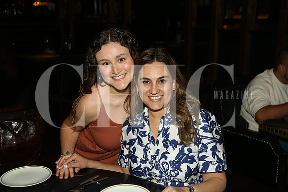 IsabeL Caballero y Saly Ferández