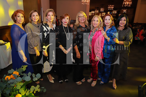 Mirna Hinojosa, Maritere Avella, Mina Gustavson, Carmen Bortoni, Melva Hinojosa, Consuelo Stauren, Hannia Bortoni y Carolina Sanchez 2