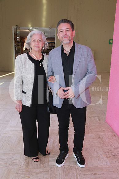 Lupita de Espinosa y Roberto Espinosa