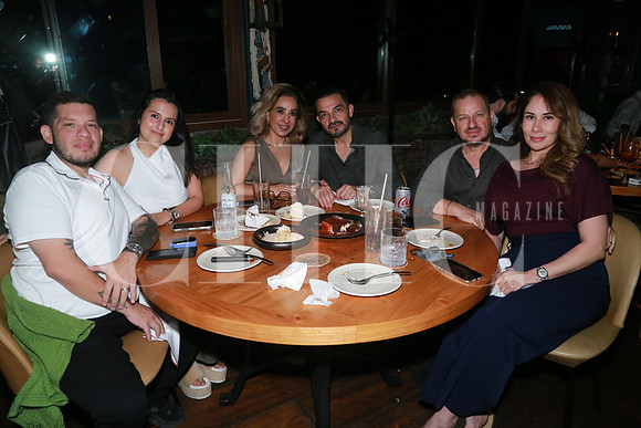 ( Rest. Animal) Aldo Dávila, Marlene Moreno, Nelly Moreno, Erick Dávila, Carlos Dávila y Karina Cardiel