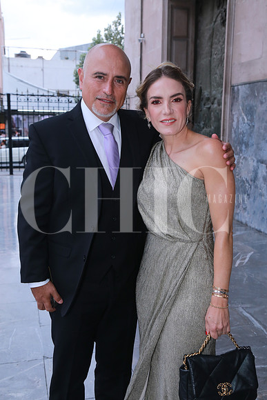 Medardo Anaya y Ana Paula Salas