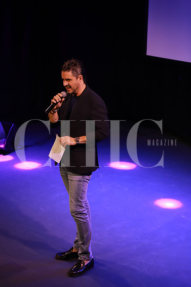 UPFRONT 13