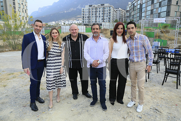 Miguel Treviño Lorena Vázquez, Sergio Mercado Fernando Suárez, Ericka Flores y Diego Malacara