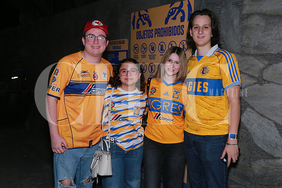 Álan Tamez, Natalia Samaniego, Ileana Álvarez e Iván Tamez (2)