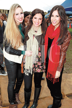 Caty Guereque, PriscilLa Santos y Aneidi Arrambide