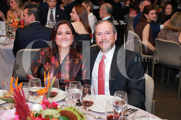 Alejandra Gutierrez y Adrián Lozano 1