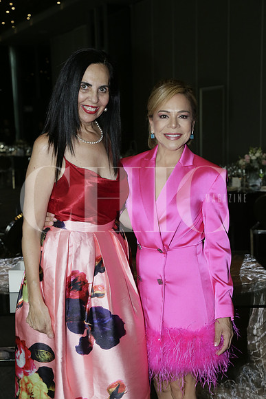 Liz Cantú y Cristy de Noyola.