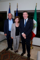 Adrián Navarro, Ofelia de Navarro y Pierre Raynaud