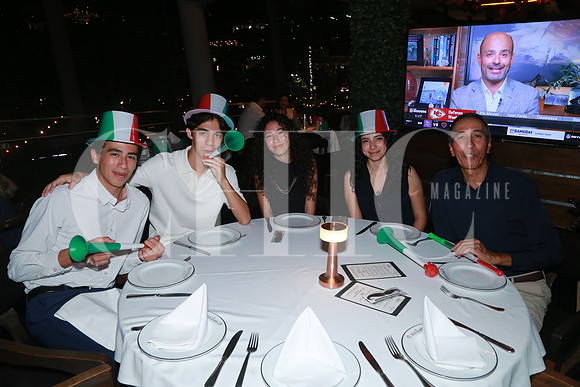 (rest, La Gran Barra) Erick Nohé Urruel, Jorge Antonio Castillón, Astrid Burruel, Carol Urruel y Nohé Urruel (2)