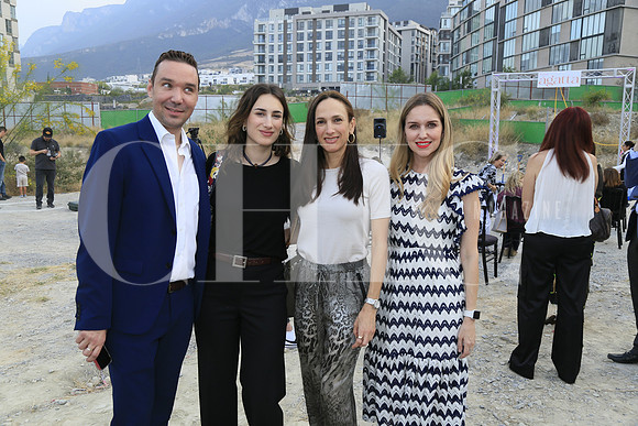 Miguel Treviño, Yolana González, Yolanda Garza y Lorena Vázquez (2)
