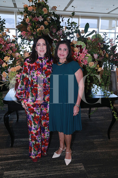 Magdalena Herrera de Calderón y Marielena De Silva de Cantú (3)