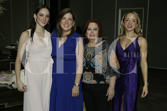 Fernanda González de Villarreal, Lorena Noyola de Villarreal, Elia Gutíerrez y Jimena Villarreal