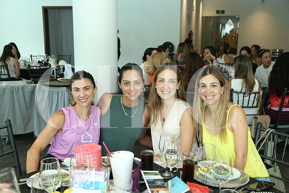 Loreta Sánchez, Marcela Morales, Ana Gaby Estrada y Mayela González 1