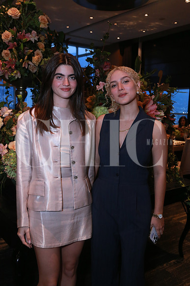 Mariana De Andar y Paulina De La Garza