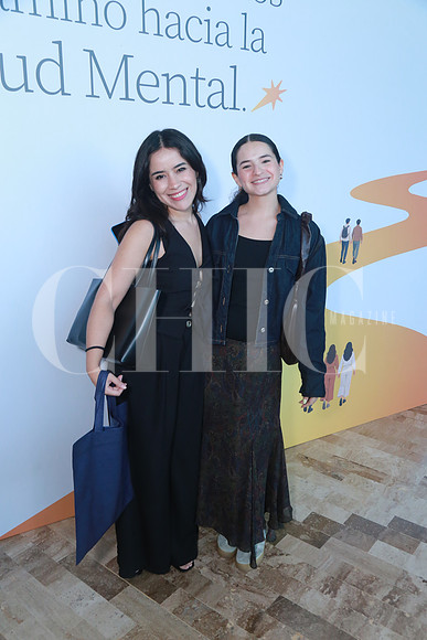 Valentina Herrera y Valeria De la Garza