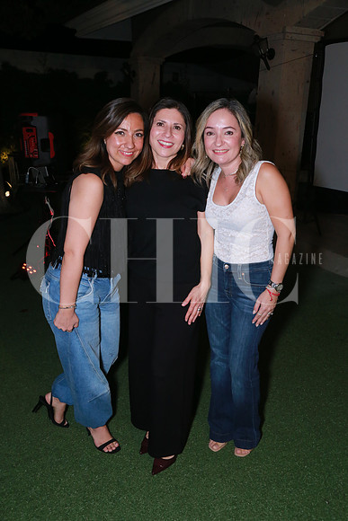 Marú González, Daniela Ibarra y Mayela González (4)