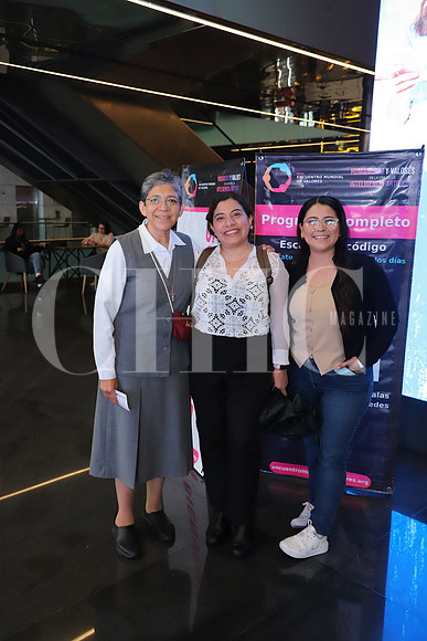 Verónica Gutiérrez, Liliana Amaya y Vivian Gaytan 1