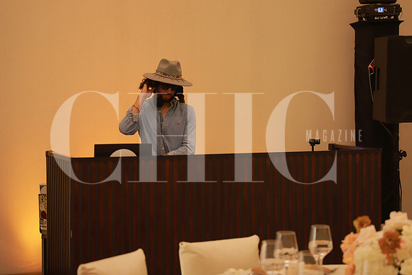 Aura Venue 34