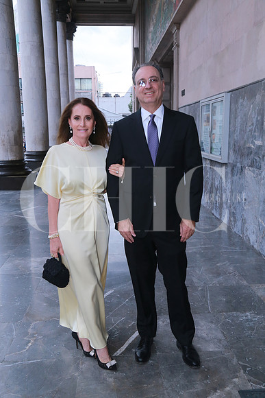 Lorena Ballesteros de Reyes y Jorge Reyes (4)
