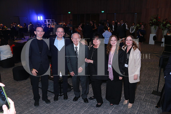 Alberto Assad, Daniel Assad, Nazario Assad, Emily Canavati de Assad, Karla Assad y Karina Assad (2)