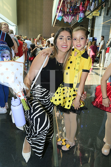 Alejandra González e isabela Orozco (2)