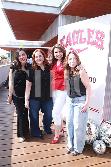 Lupita Campos, Ana Lucia Castallo, Lizette González, y Sofia García (2)